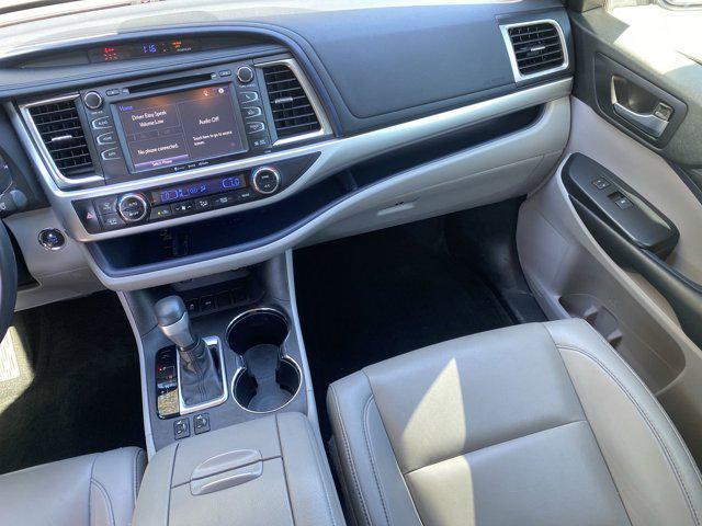 used 2019 Toyota Highlander car, priced at $24,598