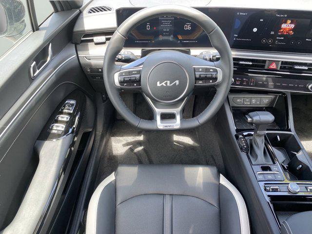 new 2025 Kia K5 car, priced at $29,539
