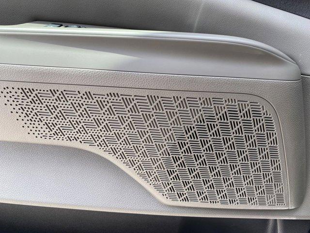 new 2025 Kia Carnival car, priced at $39,067