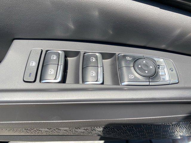 new 2025 Kia Carnival car, priced at $50,853