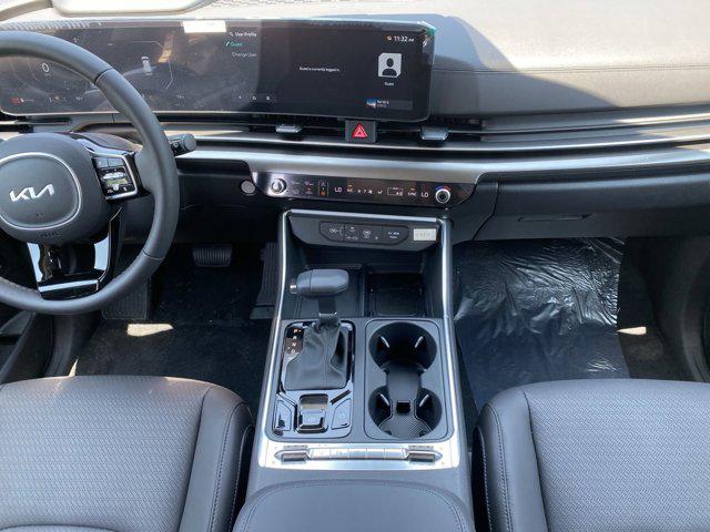 new 2025 Kia Carnival car, priced at $53,253