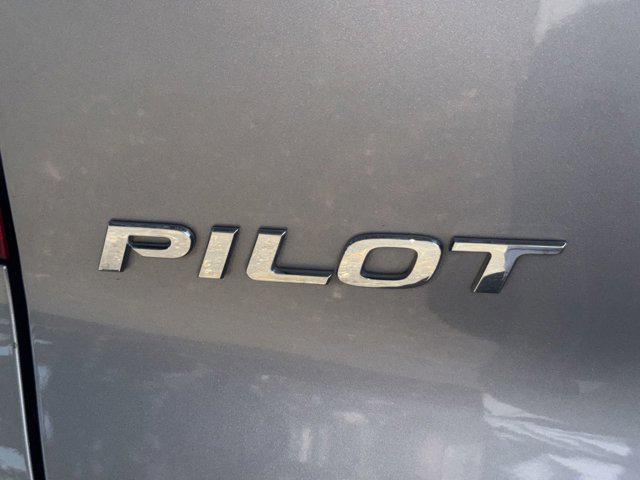 used 2017 Honda Pilot car, priced at $18,999