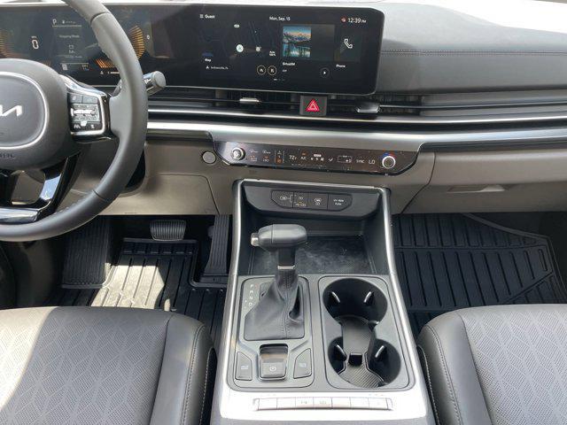 new 2026 Kia Carnival car, priced at $38,706