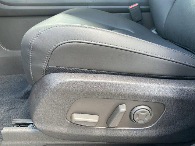 new 2026 Kia Carnival car, priced at $47,396