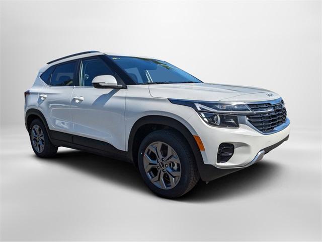 new 2024 Kia Seltos car, priced at $25,886