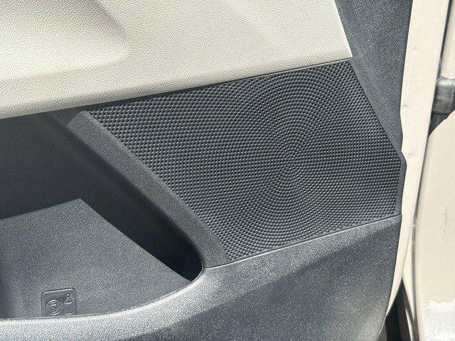 new 2025 Kia Sorento car, priced at $39,538