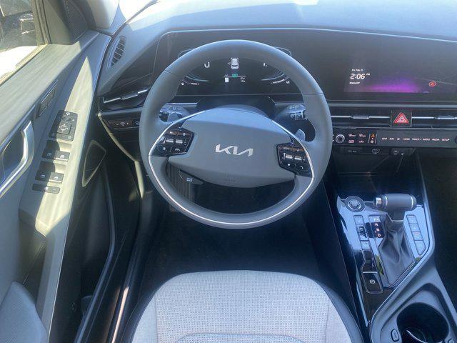 new 2025 Kia Niro car, priced at $31,620