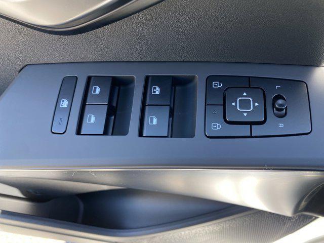 new 2025 Kia Niro car, priced at $26,715