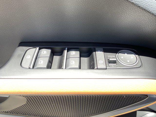 new 2025 Kia Soul car, priced at $25,877