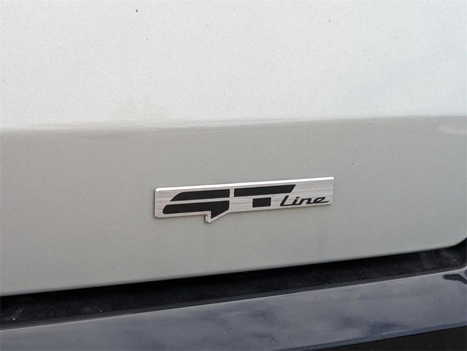 new 2024 Kia EV9 car, priced at $67,085