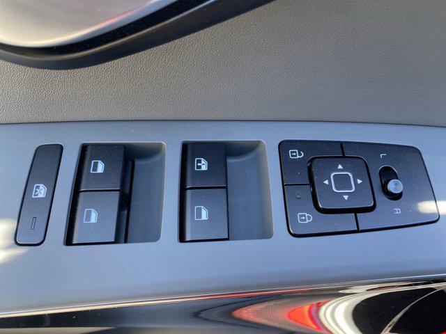 new 2025 Kia Niro car, priced at $30,582