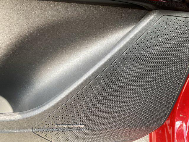 new 2025 Kia Niro car, priced at $32,298