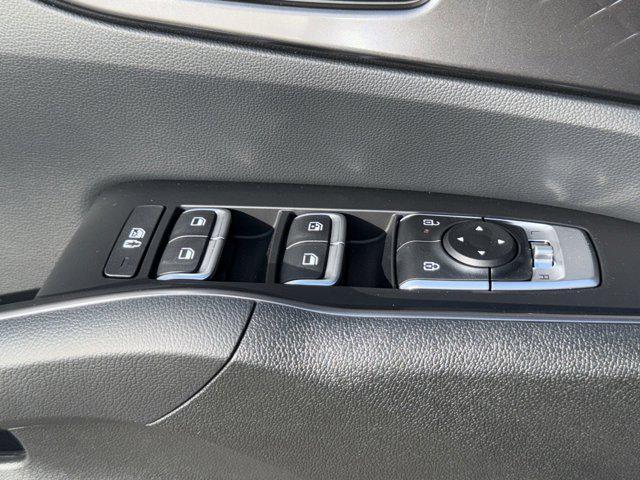 new 2026 Kia Sorento Hybrid car, priced at $40,392