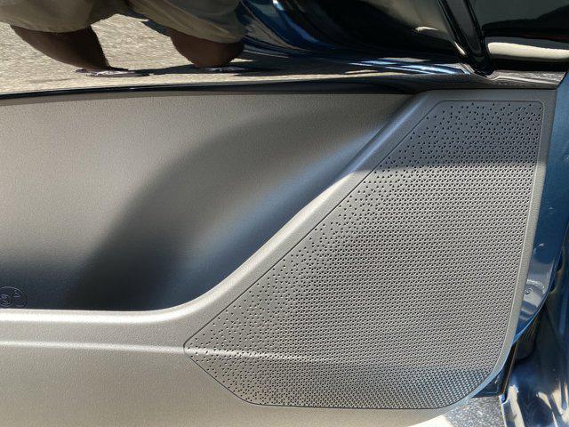 new 2025 Kia Niro car, priced at $31,086