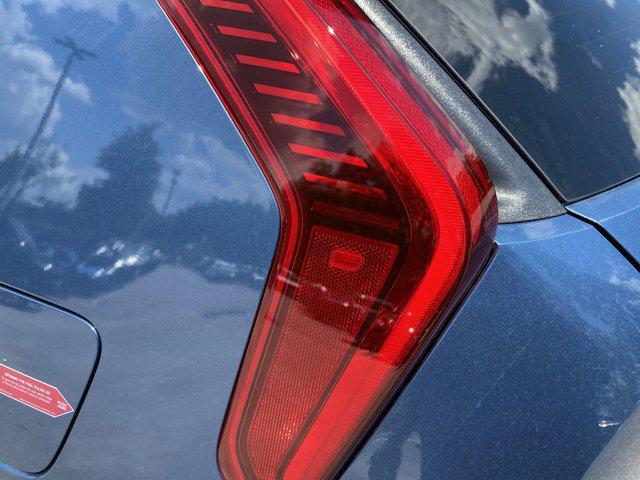 new 2025 Kia Niro car, priced at $31,086