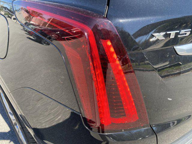 used 2021 Cadillac XT5 car, priced at $29,388