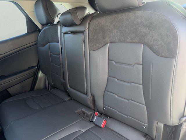 new 2026 Kia Sportage Hybrid car, priced at $40,680