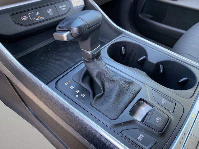 new 2025 Kia Carnival car, priced at $39,696