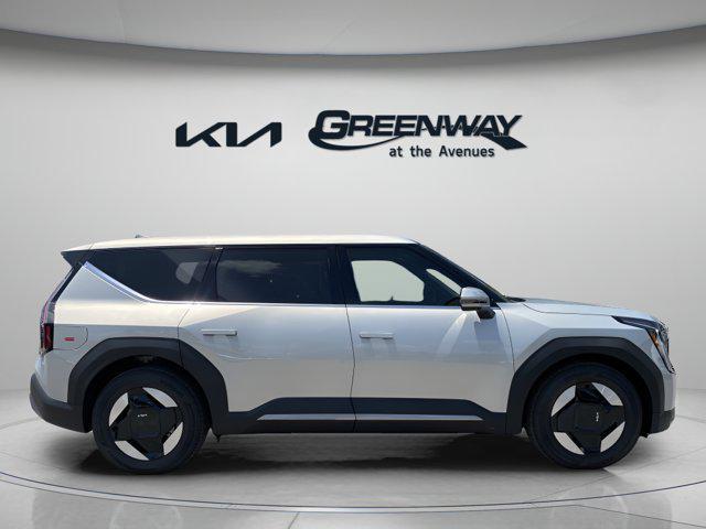 new 2026 Kia EV9 car, priced at $53,024