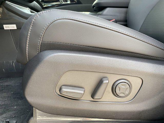 new 2025 Kia Carnival Hybrid car, priced at $54,012