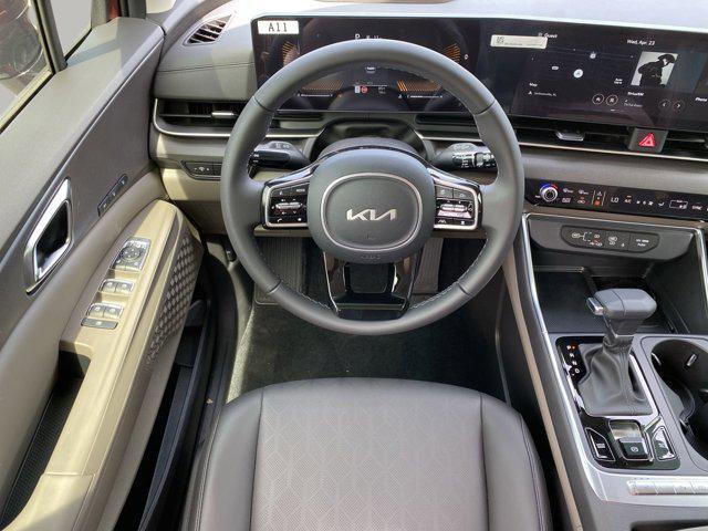 new 2025 Kia Carnival car, priced at $41,456