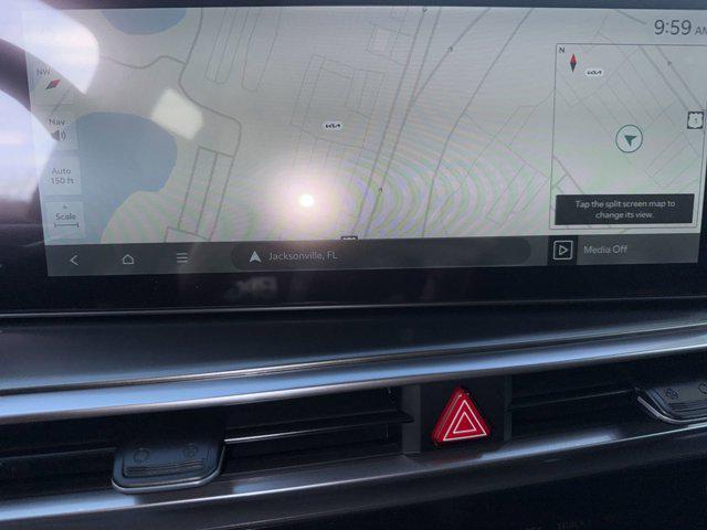 new 2026 Kia Sorento Hybrid car, priced at $40,392