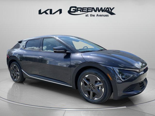 new 2025 Kia EV6 car, priced at $41,923