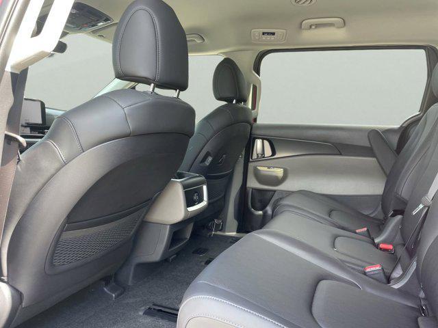 new 2026 Kia Carnival car, priced at $38,359