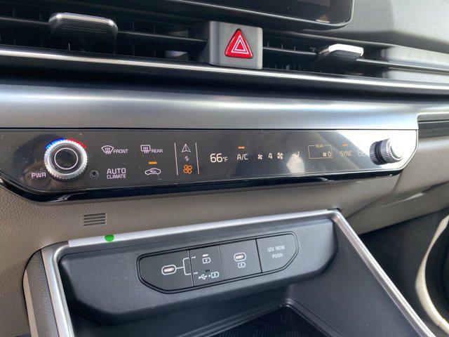 new 2026 Kia Carnival car, priced at $39,078