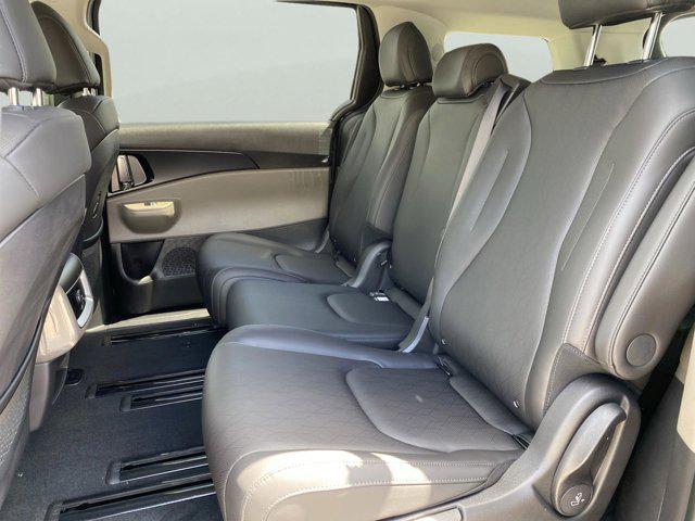 new 2026 Kia Carnival car, priced at $38,578
