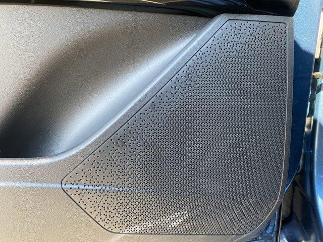 new 2025 Kia Niro car, priced at $30,415