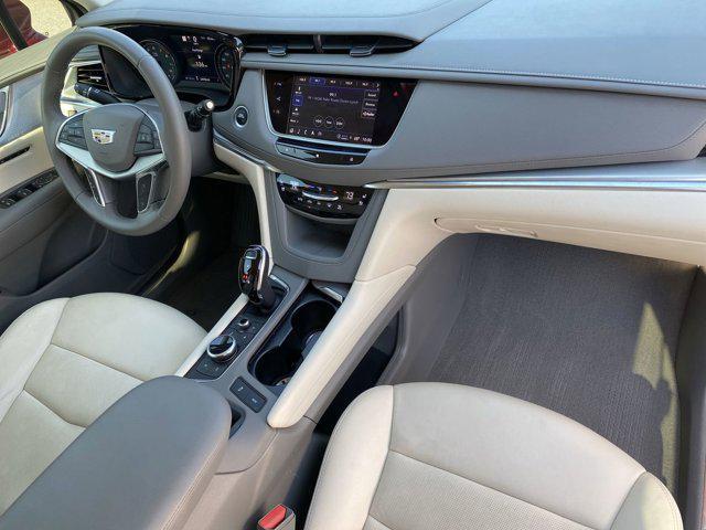 used 2021 Cadillac XT5 car, priced at $30,488