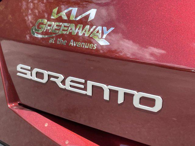 new 2025 Kia Sorento car, priced at $33,714