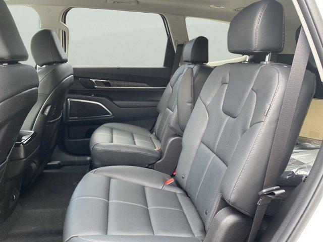 new 2025 Kia Telluride car, priced at $46,605