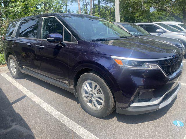 used 2022 Kia Carnival car, priced at $26,998