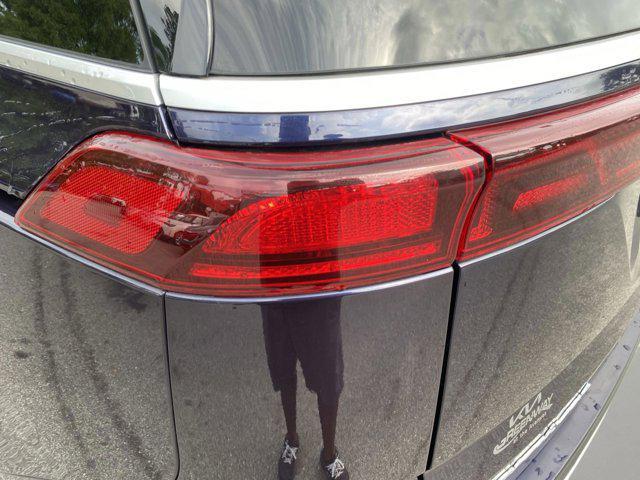 used 2022 Kia Carnival car, priced at $26,888