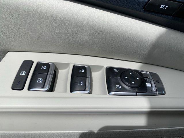 new 2025 Kia Carnival Hybrid car, priced at $41,713