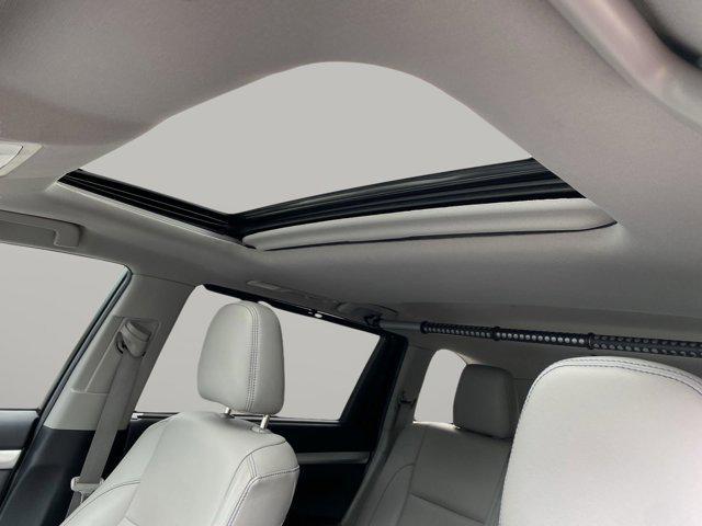 used 2019 Toyota Highlander car, priced at $24,799