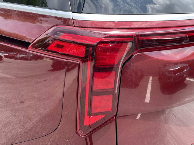 new 2025 Kia Carnival car, priced at $39,708