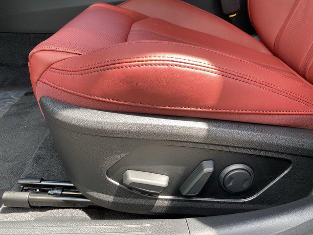 new 2025 Kia K5 car, priced at $30,501