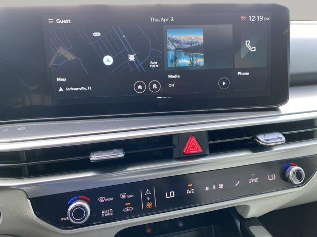 new 2025 Kia Sorento car, priced at $36,836