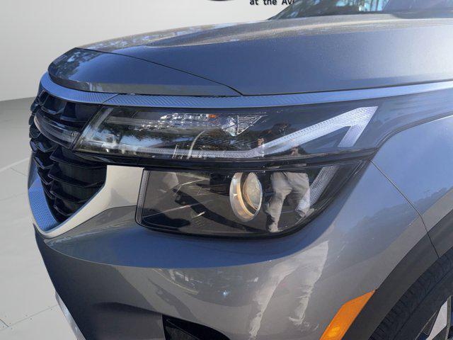 new 2026 Kia Seltos car, priced at $25,661