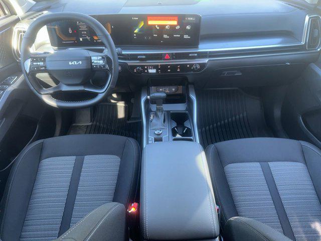 new 2026 Kia Sorento car, priced at $31,001