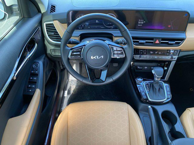 new 2025 Kia Seltos car, priced at $27,782