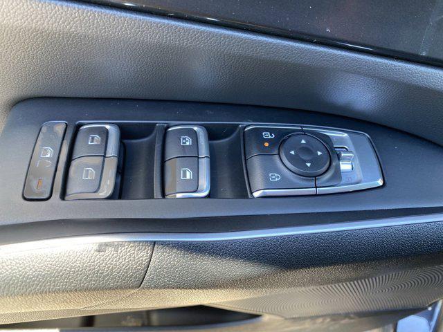 new 2025 Kia Sorento car, priced at $32,097