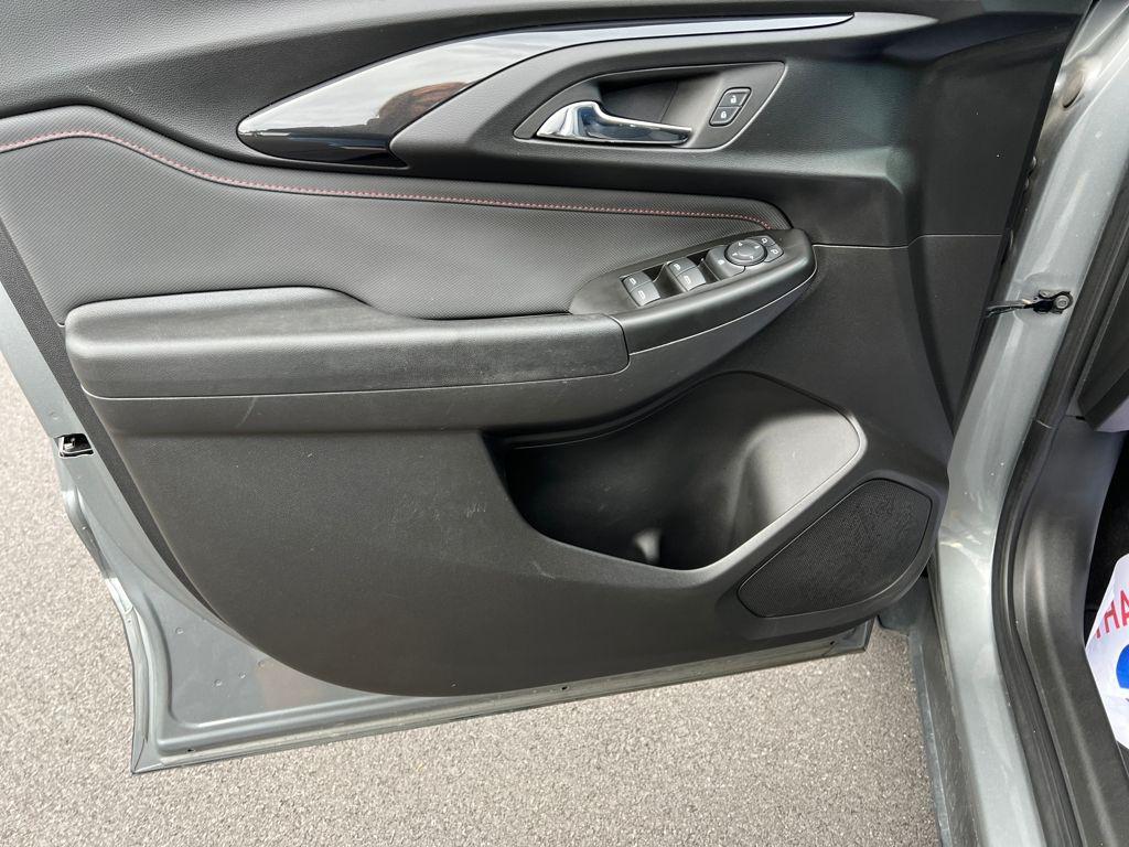 used 2023 Chevrolet TrailBlazer car, priced at $23,888