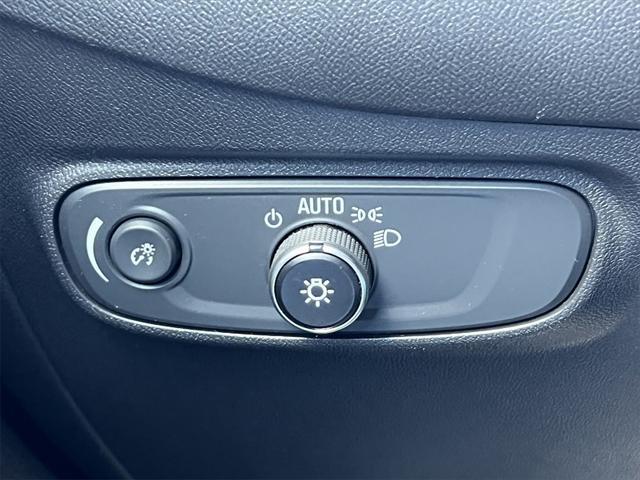 used 2024 Chevrolet Equinox car, priced at $25,388