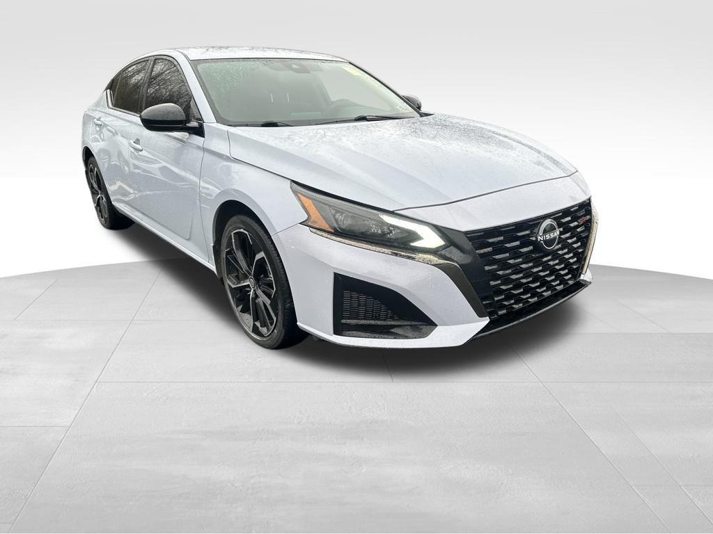 used 2023 Nissan Altima car, priced at $21,488