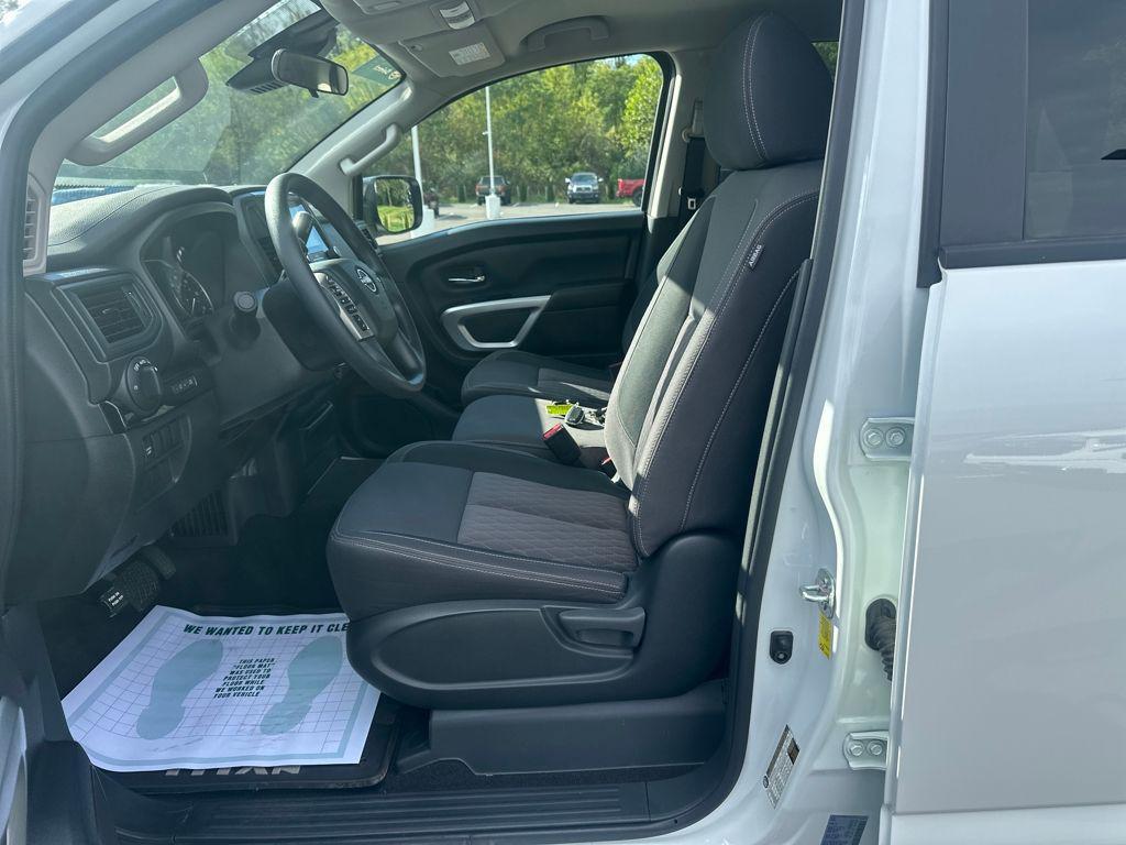 used 2024 Nissan Titan car, priced at $41,988