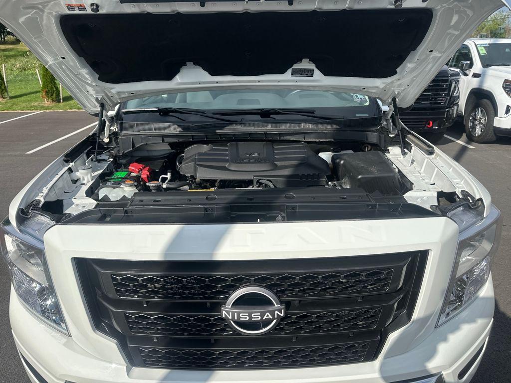 used 2024 Nissan Titan car, priced at $41,988